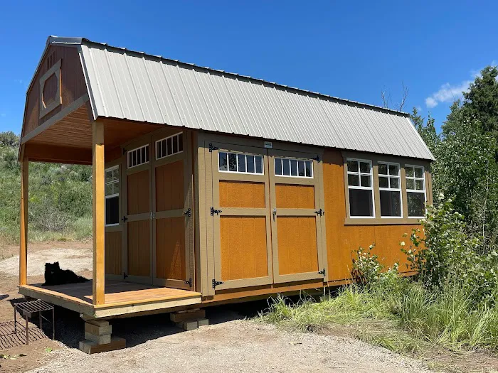 Wildwood Camp Cabin on Fall River Picture 6