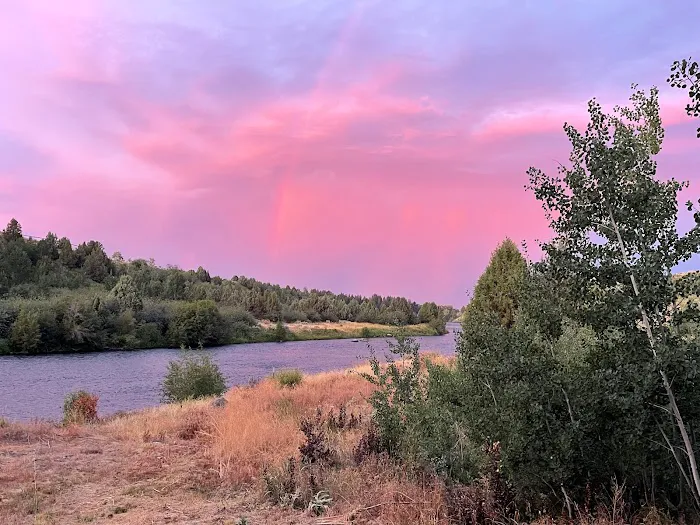 Wildwood Camp Cabin on Fall River Picture 5