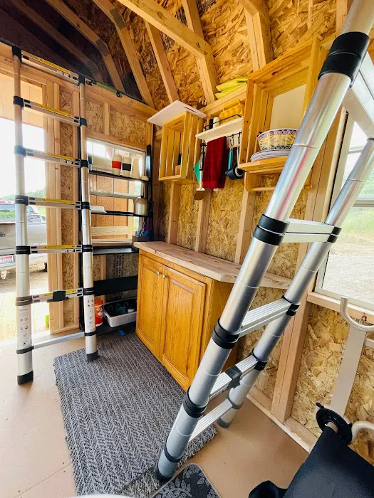 Wildwood Camp Cabin on Fall River Picture 9