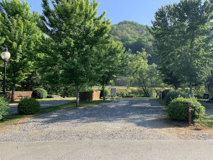 Tuckaseegee RV Resort Picture 5