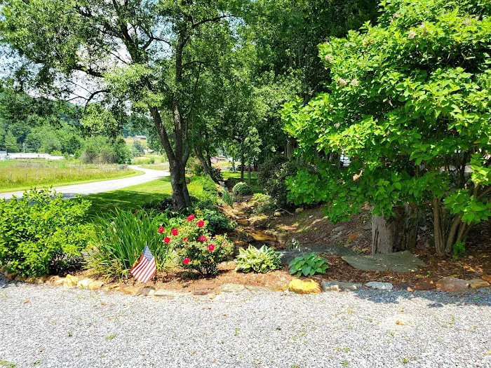 Trails End RV Park Picture 7