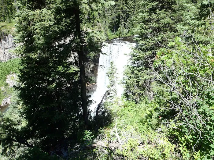 Colonnade Falls Picture 3