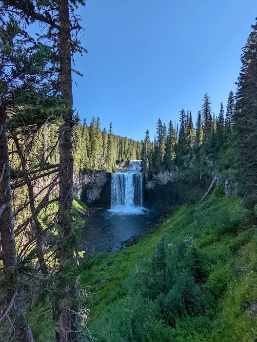 Colonnade Falls Picture 4