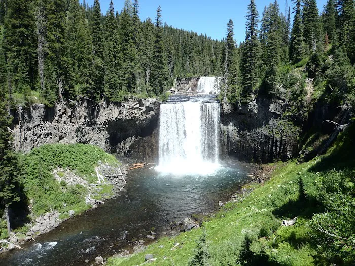 Colonnade Falls Picture 8