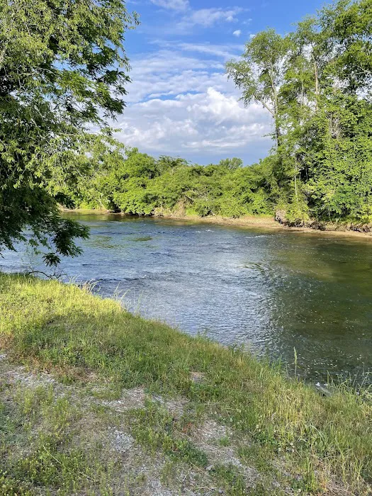 Ripplin Waters RV Park Picture 6