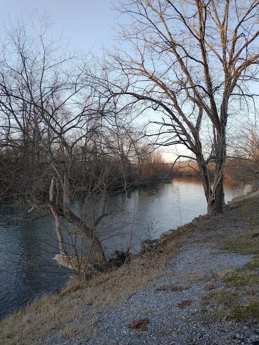 Ripplin Waters RV Park Picture 10