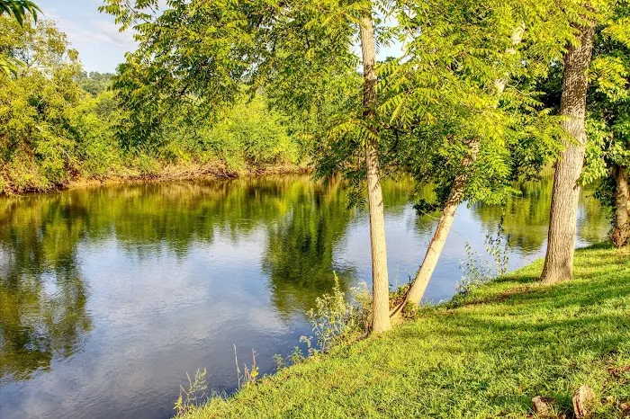 Ripplin Waters RV Park Picture 7