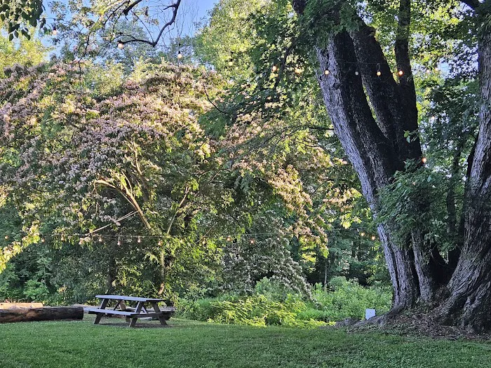 Riverhouse RV Resort Picture 10