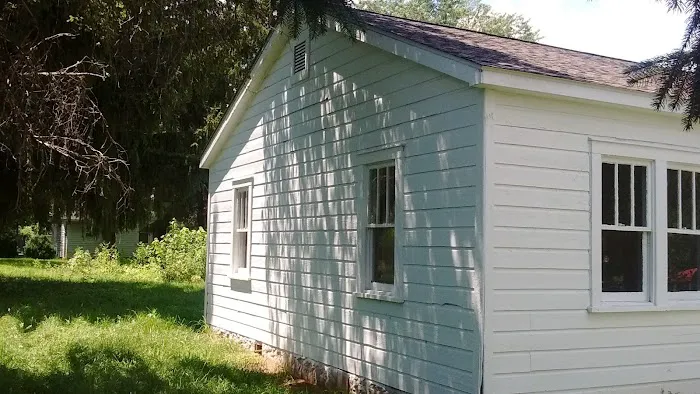 Birchwood Mobile Home Park Picture 9