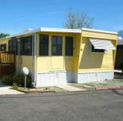 Birchwood Mobile Home Park Picture 7