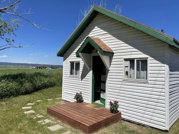 Jolley Camper RV and Cottages Picture 3