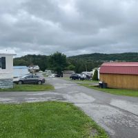 Breeze Hill Estates Manufactured Home Community ico