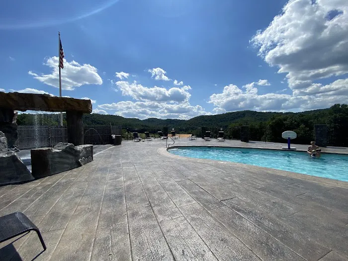 Brushcreek Falls Resort Picture 7