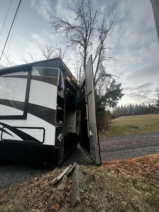 Brushcreek Falls Resort Picture 8