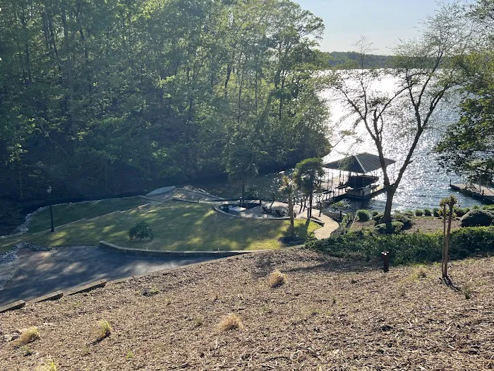 The Bluff on Keowee Picture 4