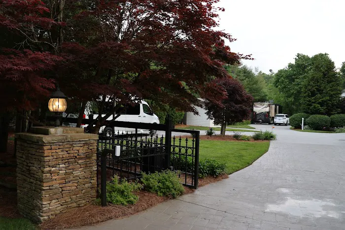 Highlands Hidden Creek RV Resort Picture 5