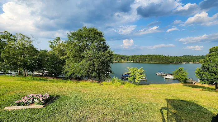 Crooked Creek RV Park Picture 4