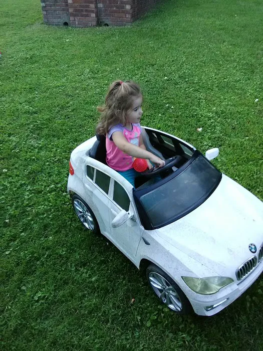 Holiday Acres Trailer Park Picture 2