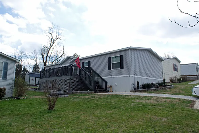 Smoky Ridge Manufactured Home Community Picture 7