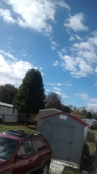 Deerfield Mobile Home Park Picture 6