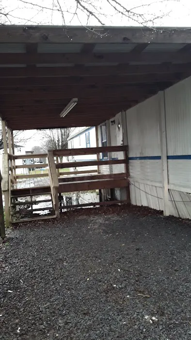 Deerfield Mobile Home Park Picture 7