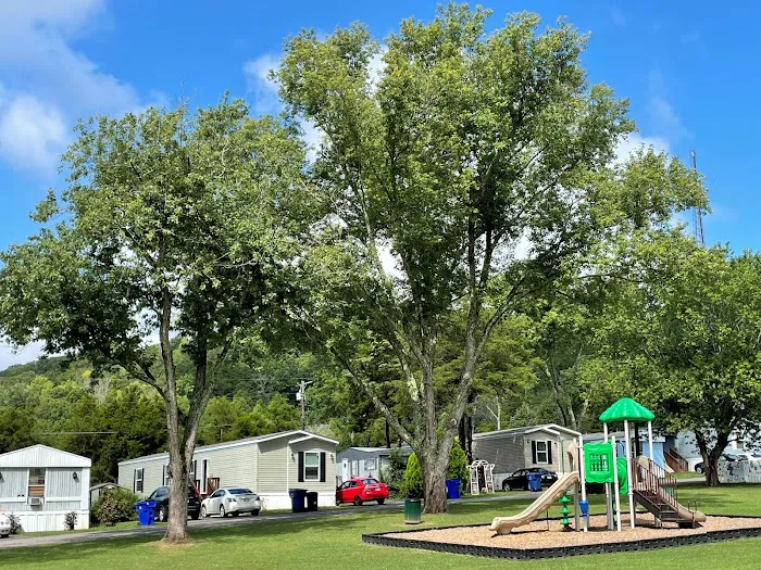 Oak Park MHC Picture 5