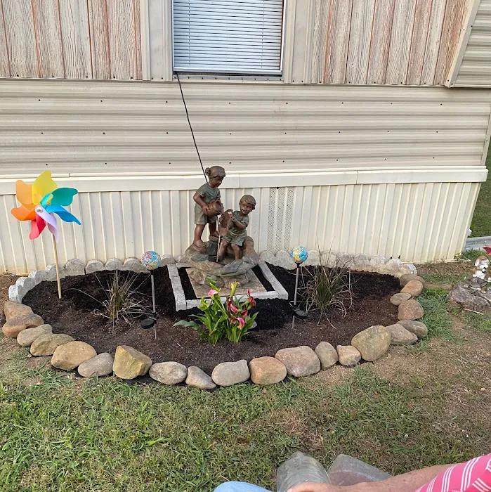 Rifle Range Estates MHC Picture 9