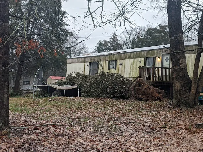Woodhaven Mobile Home Park Picture 2