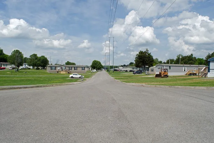 Bloomfield Hills Manufactured Home Community Picture 10