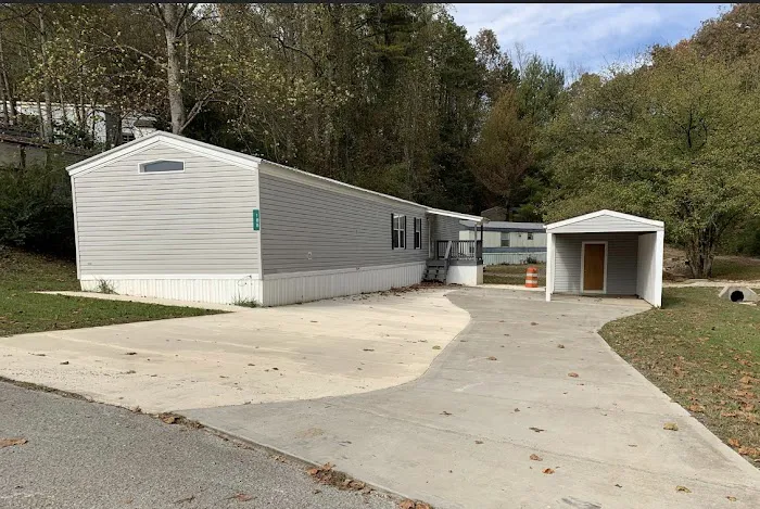 Jamestown Estates Picture 2