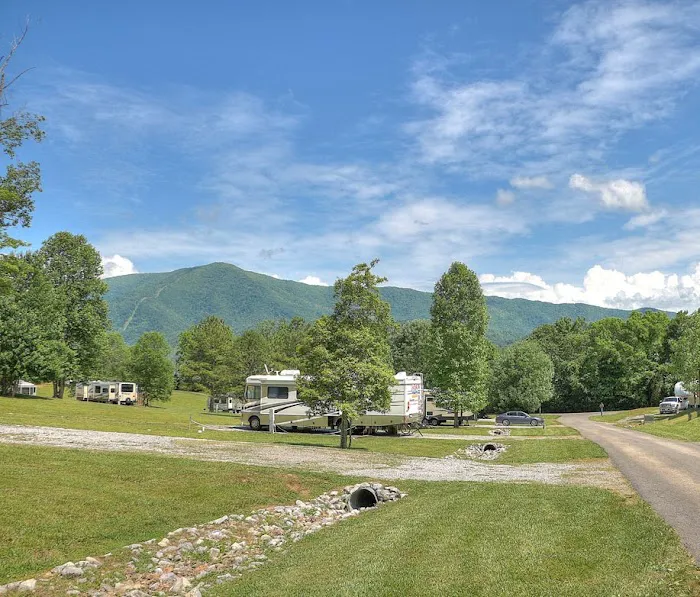 Honeysuckle Meadows RV Park Picture 3