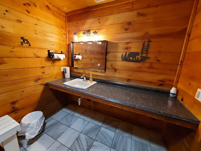 Creekwood Farm RV Park Picture 6