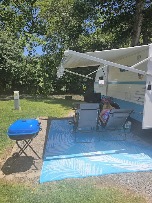 Creekwood Farm RV Park Picture 3