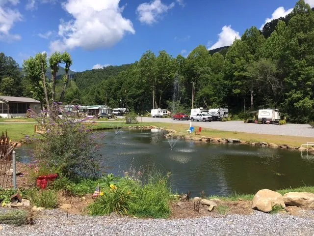 Sun Retreats Nantahala Picture 5