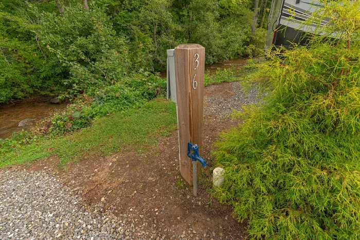 Sun Retreats Nantahala Picture 10