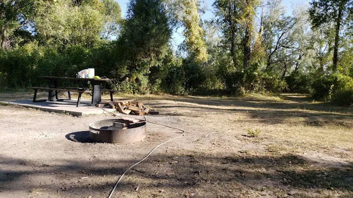 Twin Bridges Campground Picture 1