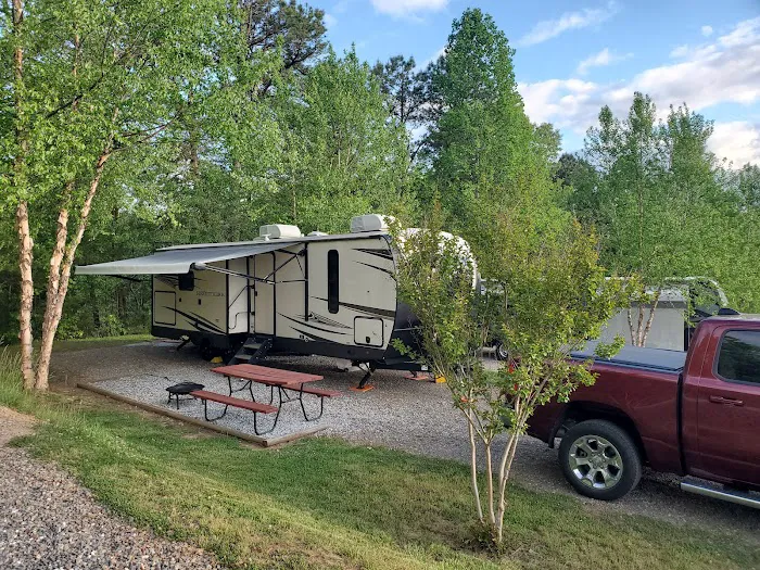 The Great Outdoors RV Resort Picture 2