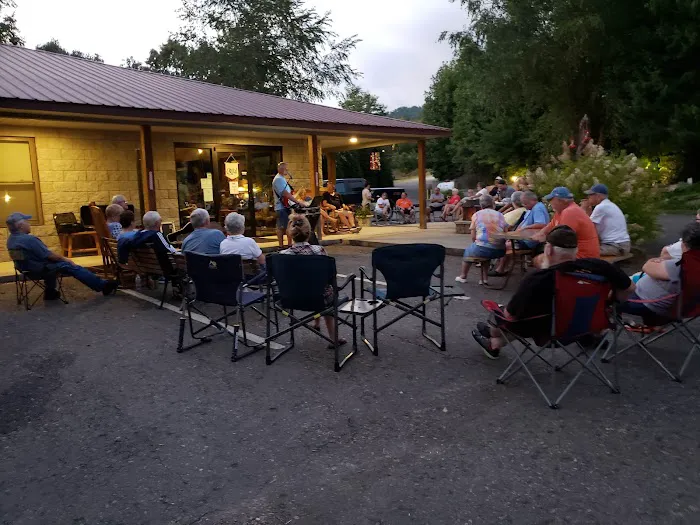 The Great Outdoors RV Resort Picture 7