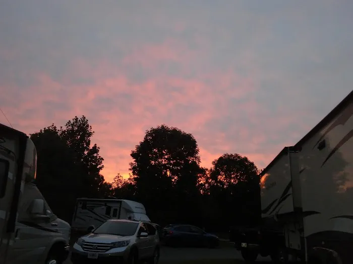 The Great Outdoors RV Resort Picture 5