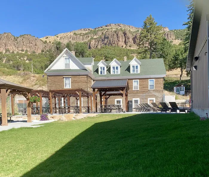 Heise Hot Springs Inc Picture 2