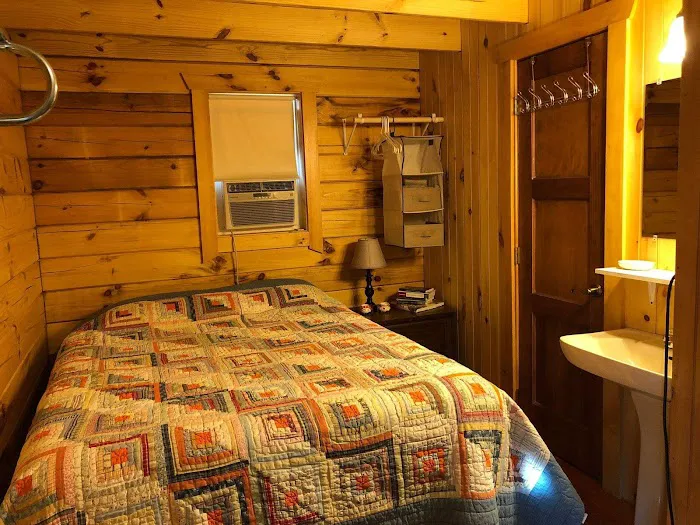 Nantahala Tiny Homes and RV Park Picture 2