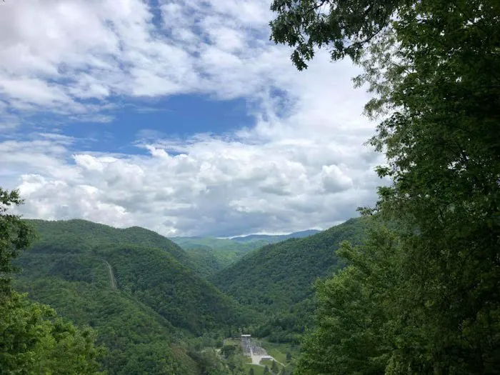 Nantahala Tiny Homes and RV Park Picture 5