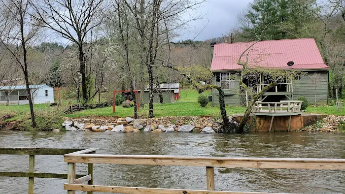 Cullasaja River RV Park Picture 3