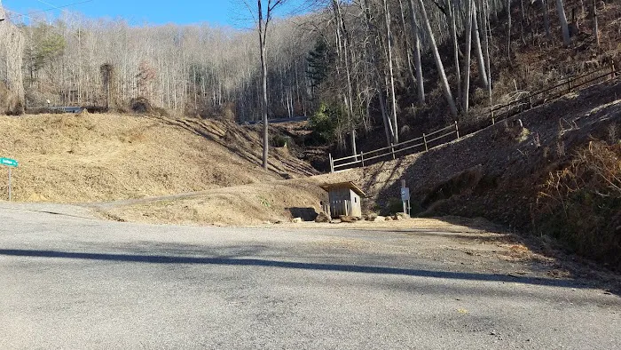 SouthPaw RV Sites Picture 4