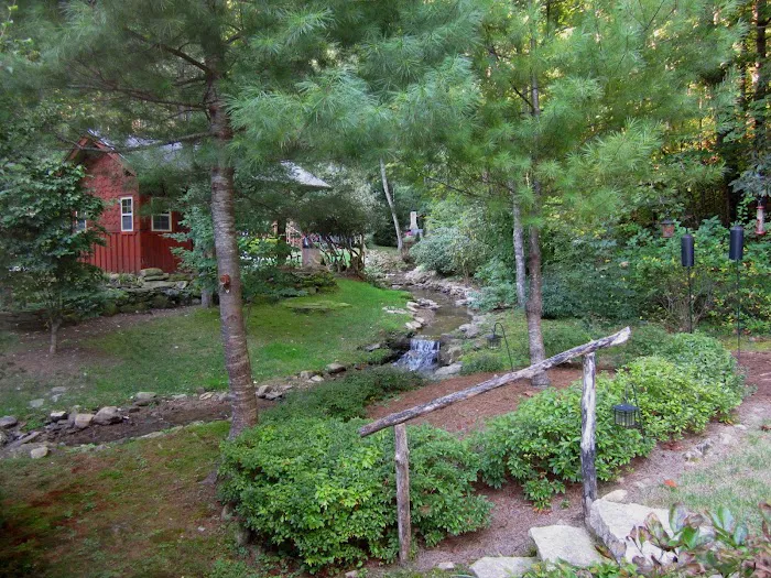 Creekside Cove Motor Coach Park Picture 2