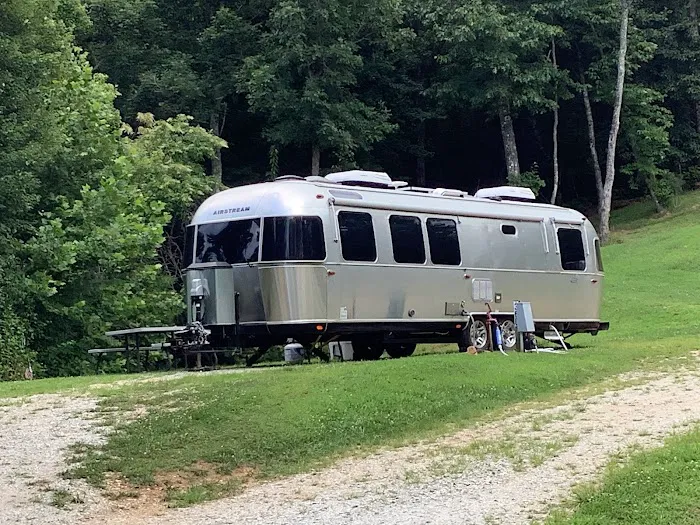 Cardinal Ridge Farm RV Resort Picture 7