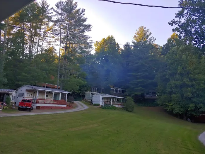 Country Woods RV Park Picture 2