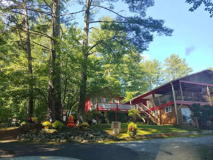 Country Woods RV Park Picture 4