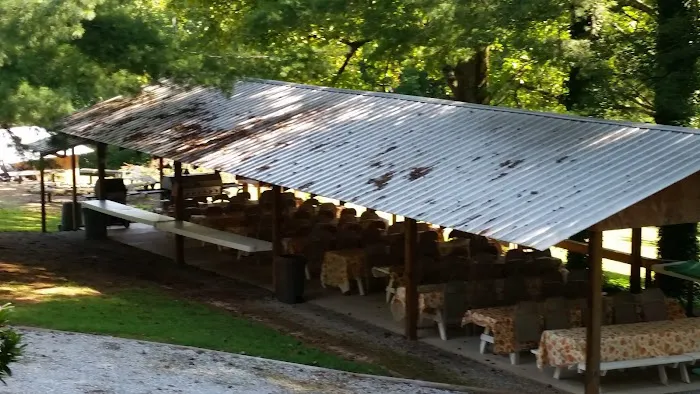 Country Woods RV Park Picture 7