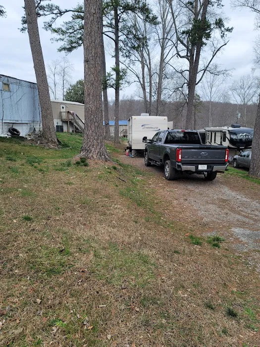 Twi-Lite Zone Mobile Home Park Picture 2